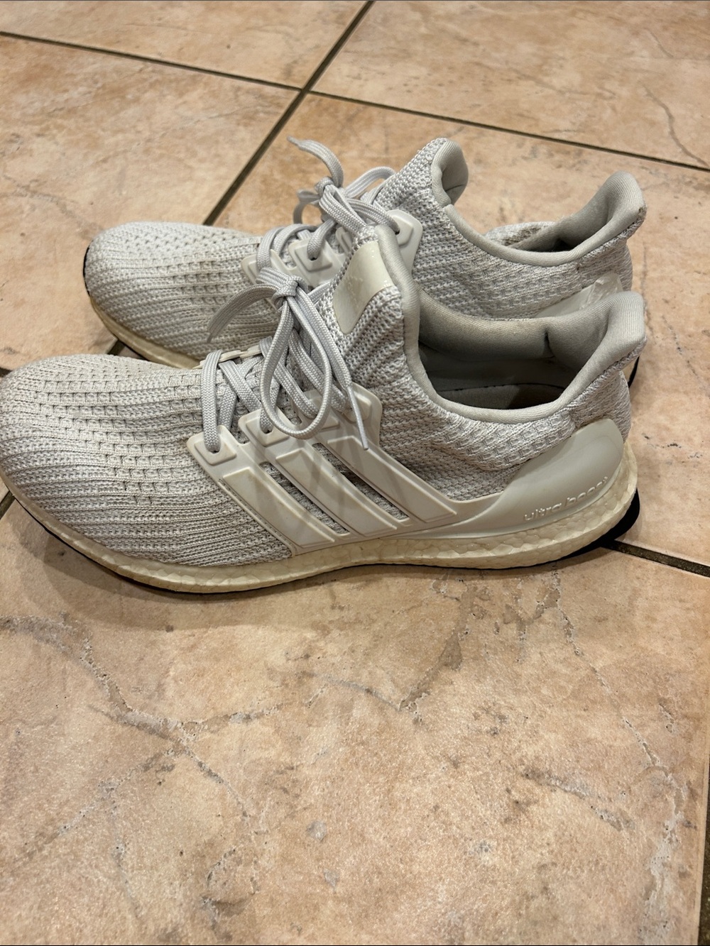 adidas men’s  Light Gray Knit Running Sneakers image 2